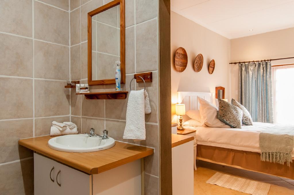 Lenore Guest House Port Elizabeth Ngoại thất bức ảnh